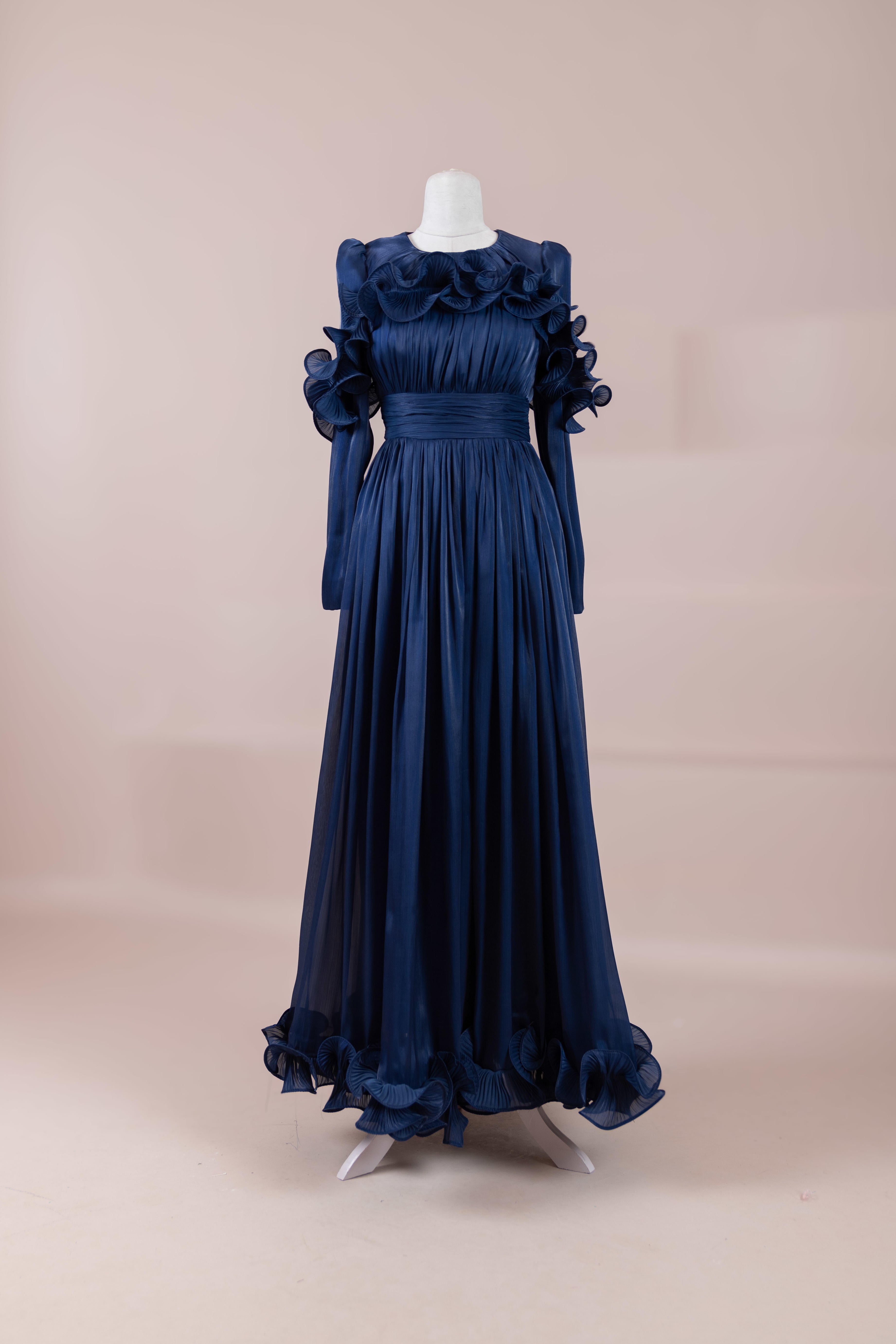 فلوى تيسيتتور عباية