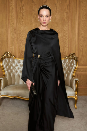 İsalle Bel Pileli Broşlu Tesettür Elbise - FioraofDress - tesettur - abiye - SİYAH - 36 - hijab - evening - dress