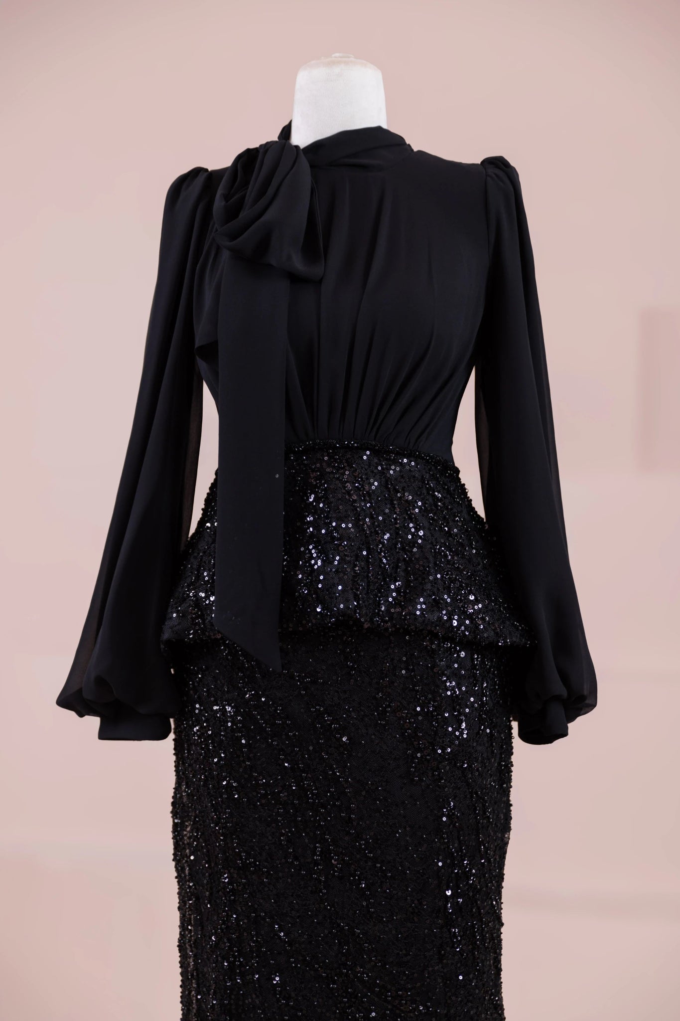 Nisa Tesettür Abiye.