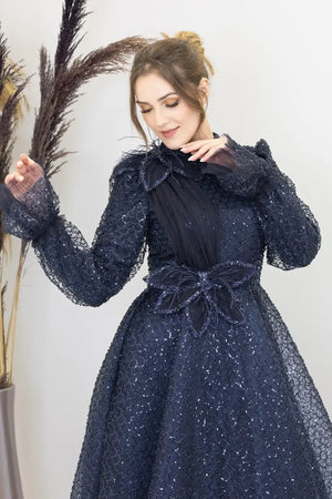 Omuz Ve Beli Çiçek Detaylı Adel Tesettür Abiye.