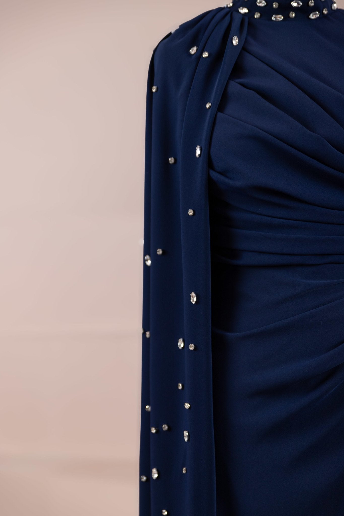 Merlinda Tesettür Abiye.